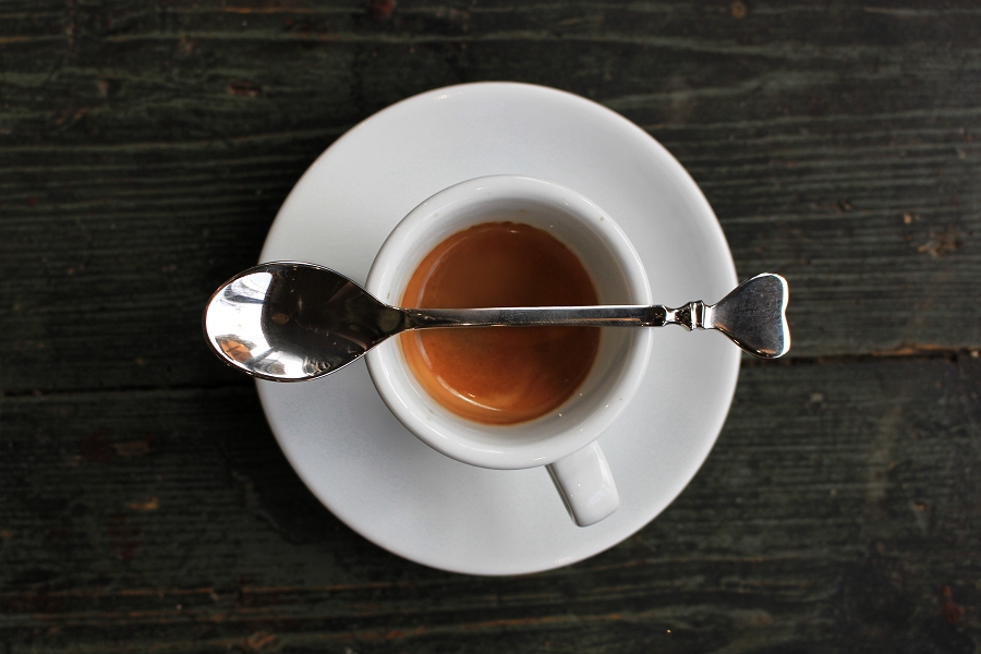 kaffee-ist-espresso-mit-herzen