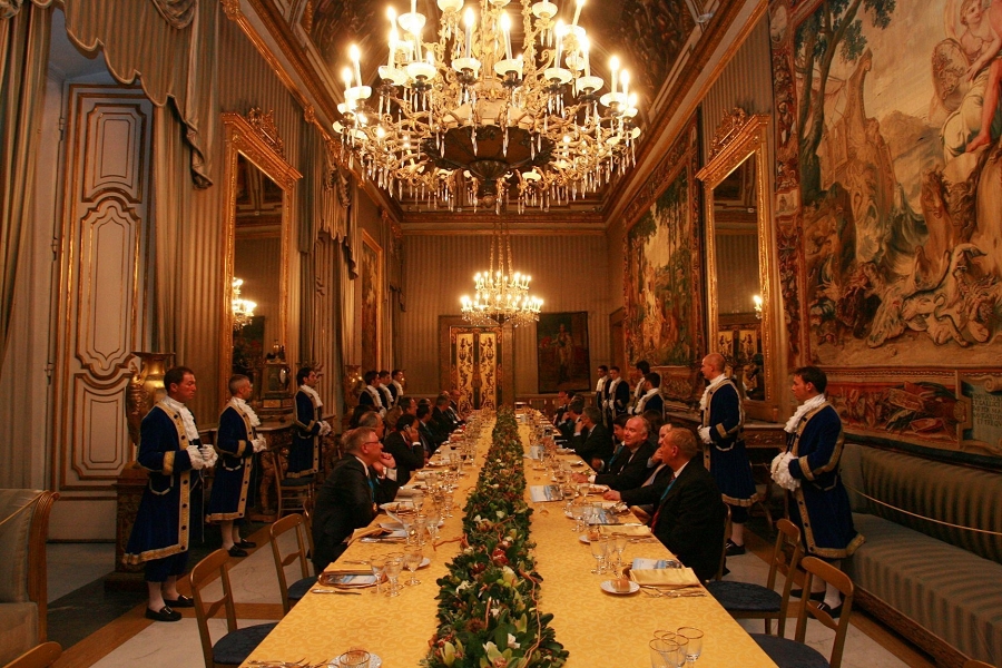 neapel-königspalast-diplomatische-saale